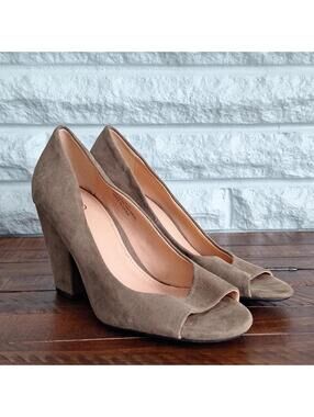 Cato peep toe chunky heel sage green Size 6